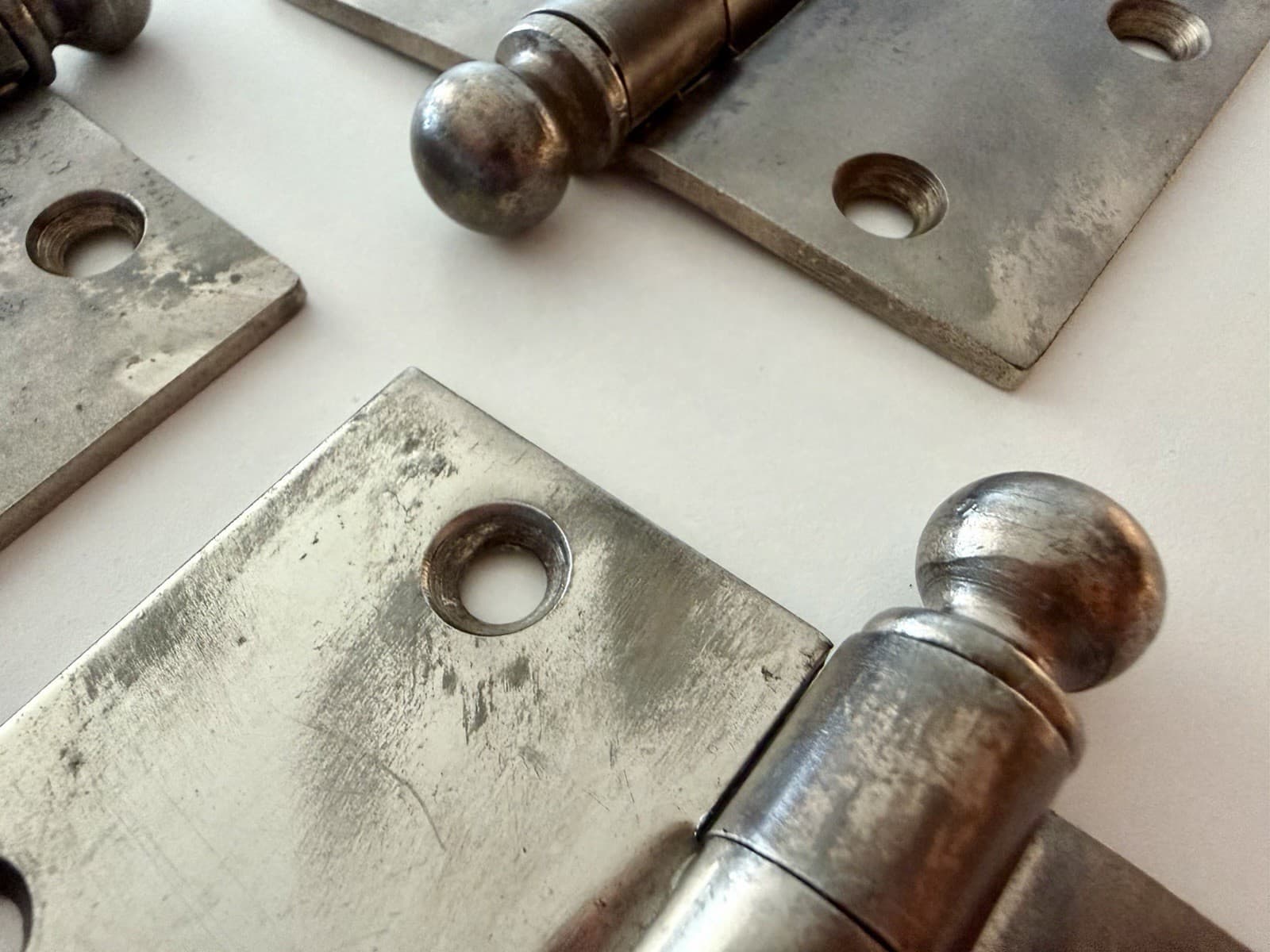 Stanley SW 3.5” Steel Ball Tip Door Hinges Set of 3 Made in USA - Thumbnail 5