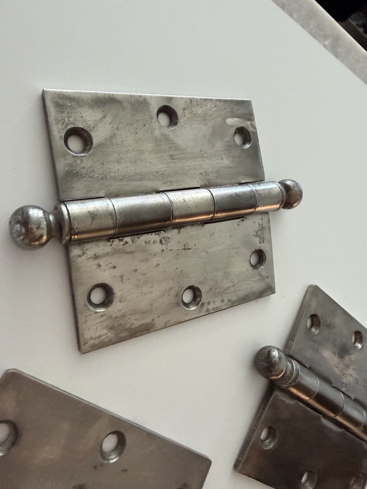 Stanley SW 3.5” Steel Ball Tip Door Hinges Set of 3 Sweetheart Made USA - Thumbnail 3