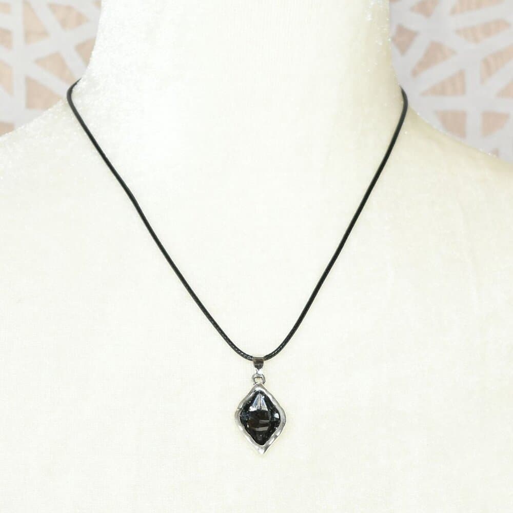 Lexie Sapphire Gray Rhombus Crystal Charm Pendant Leather Necklace Gift Boxed - Thumbnail 3