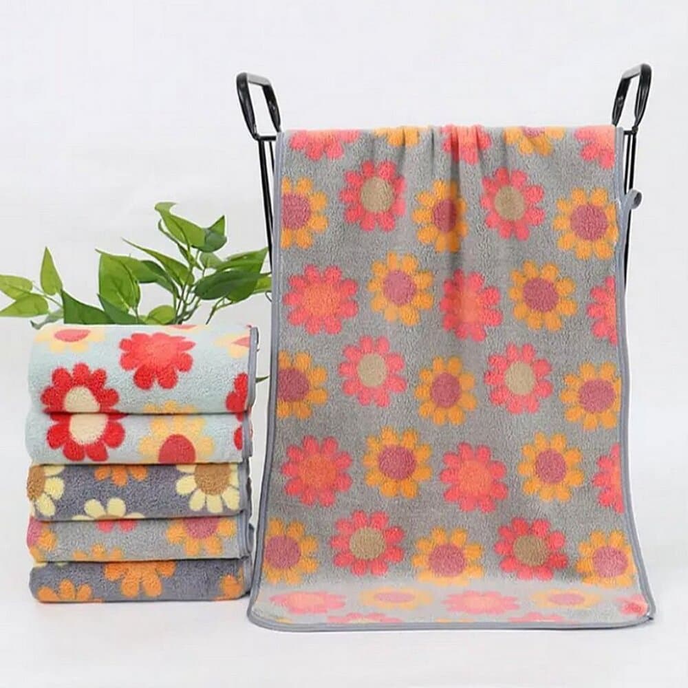 Keylan Blankie Small Dog Blanket for Toy Breeds Gray Pink Flowers Gift Packaged - Thumbnail 8