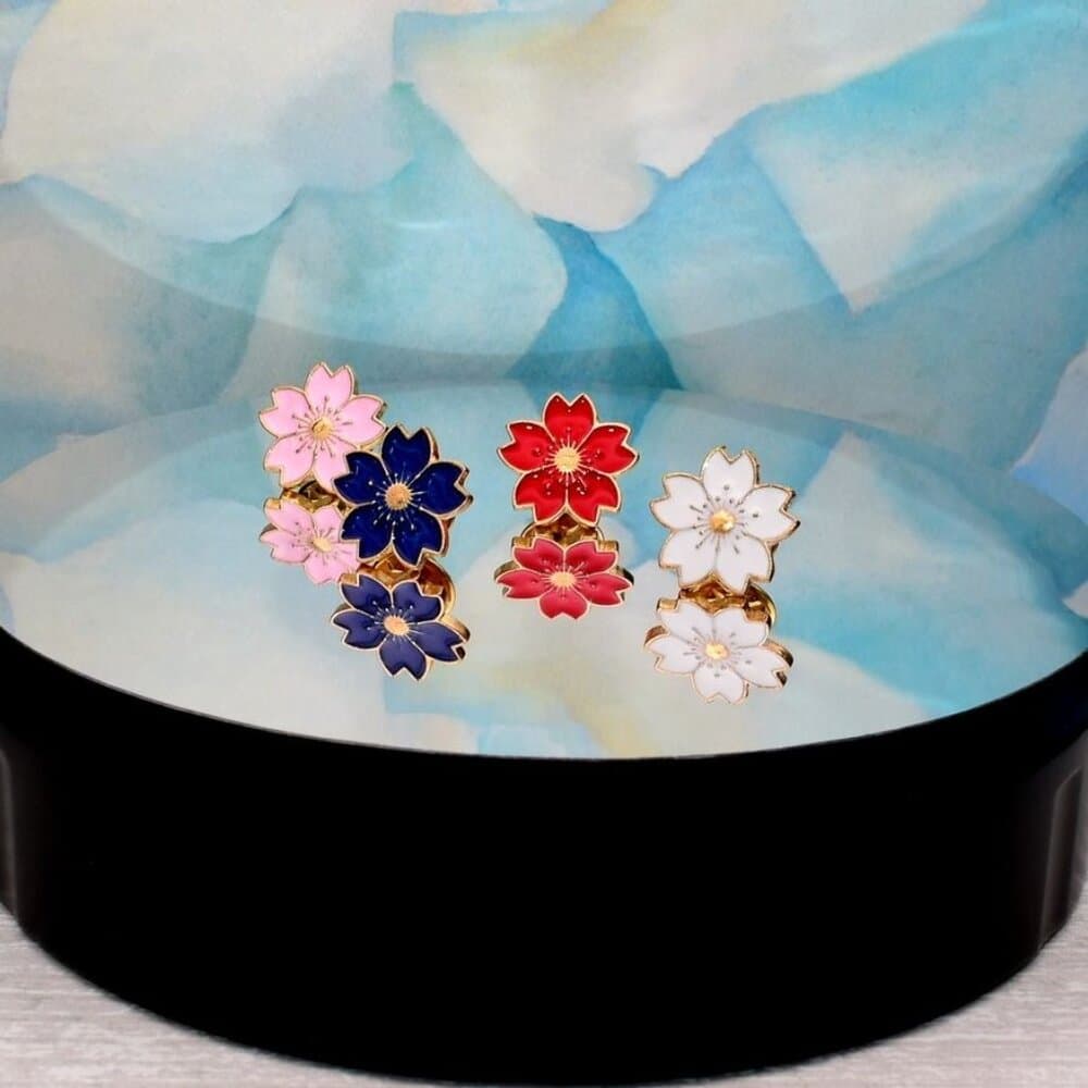 Kallie Juliet Cherry Blossom Flower Mini Brooch Pin White and Gold Gift Packaged - Thumbnail 2