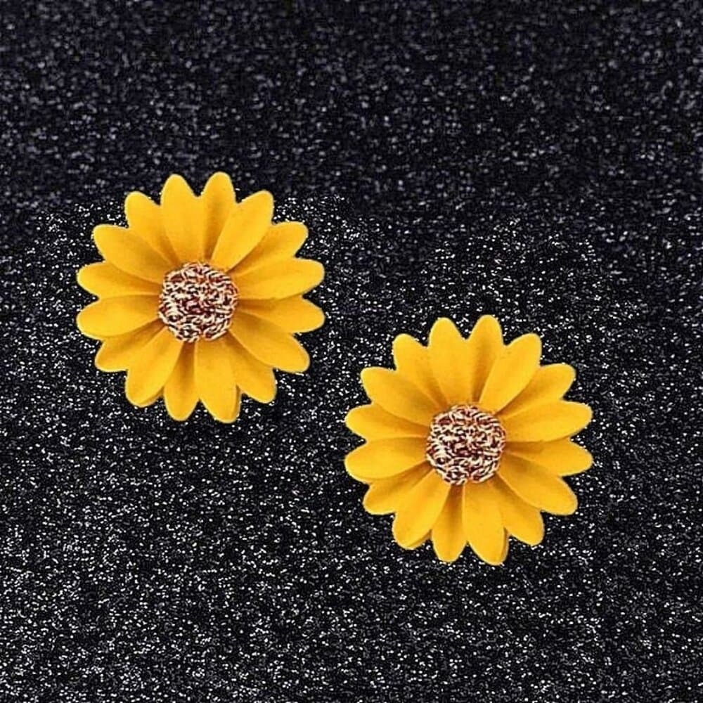 Kenna Layelle Aster Flower Gold Centered Yellow Floral Petal Earrings Gift Boxed - Thumbnail 9