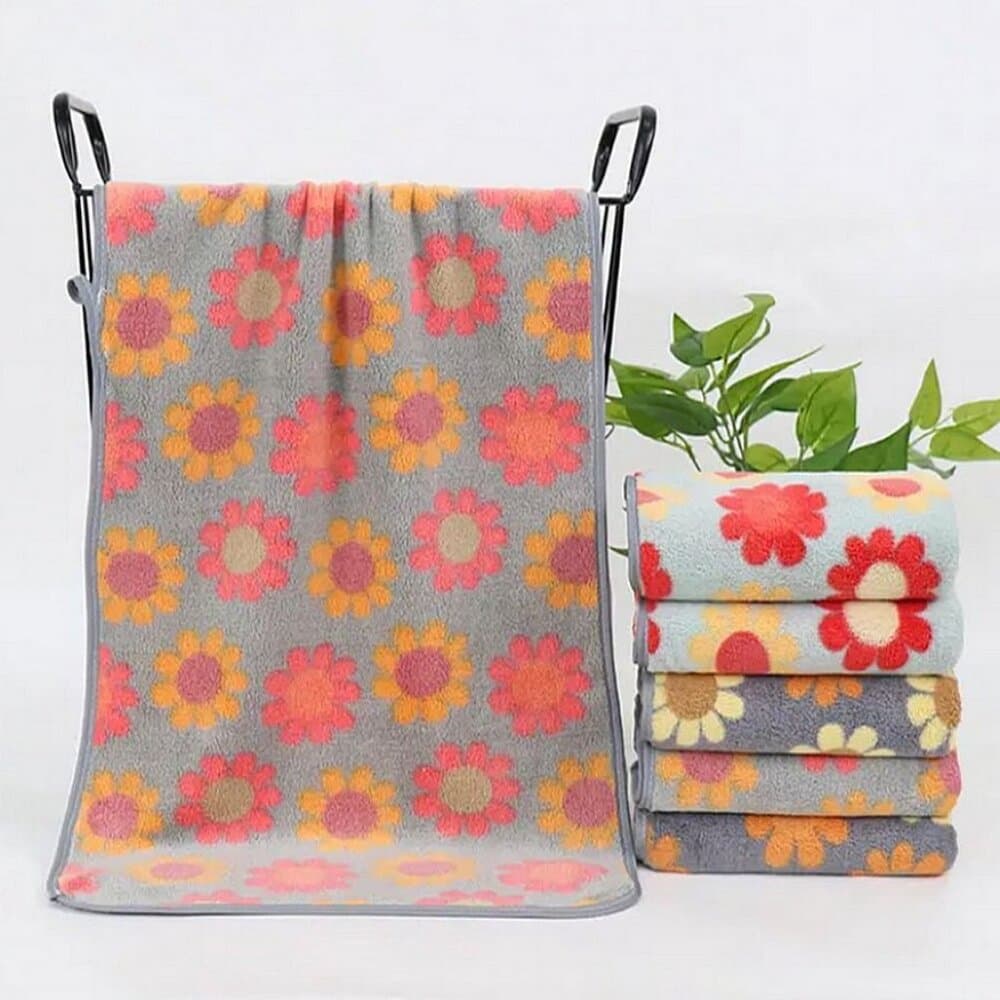 Keylan Blankie Small Dog Blanket for Toy Breeds Gray Pink Flowers Gift Packaged - Thumbnail 3