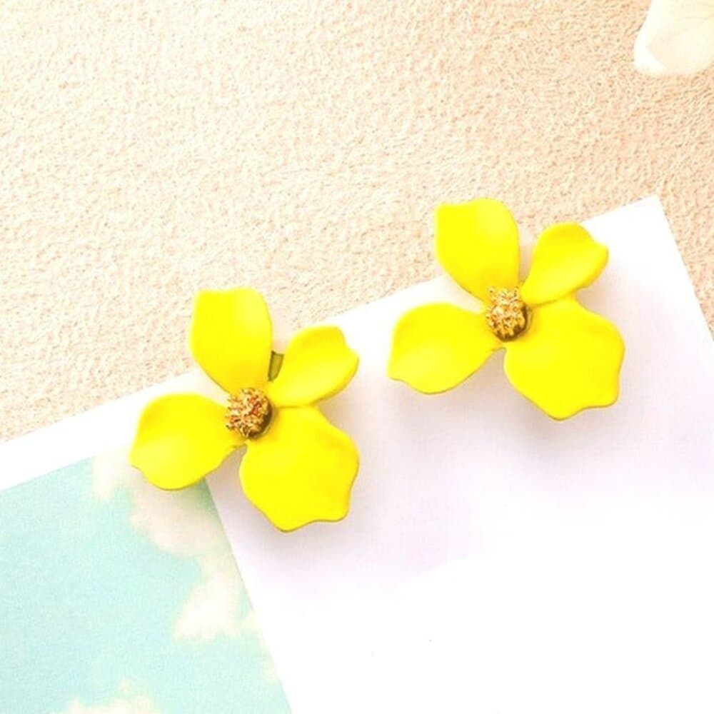Collette Blooms Flower Petal Stud Earrings Sweet Yellow Gift Packaged - Thumbnail 10