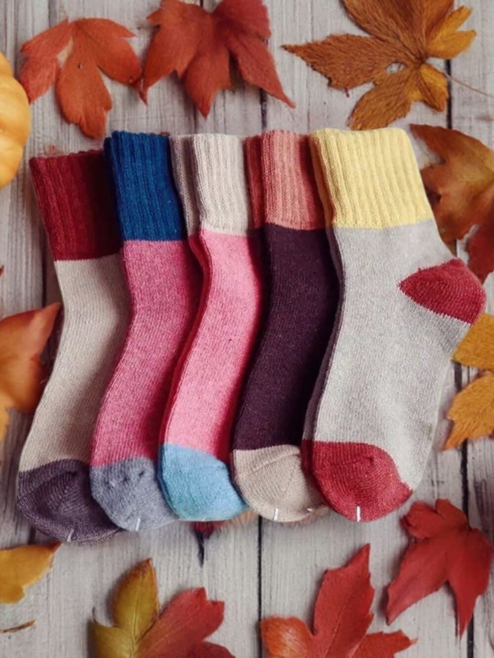 Chelsea Colorblock Womens Crew Socks Pink with Blue and Gray Gift Packaged - Thumbnail 4