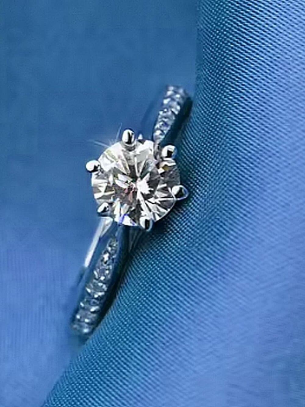 Dayani Lynn Accented Solitaire CZ Sterling Silver Plated Ring Size 8 Gift Boxed - Thumbnail 4