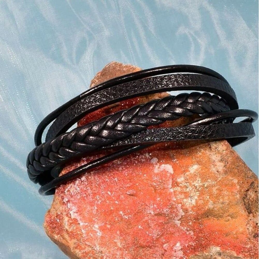 Vault Josef Mens Five Layer Silver Metal Clasp Leather Bracelet Black Gift Boxed - Thumbnail 3