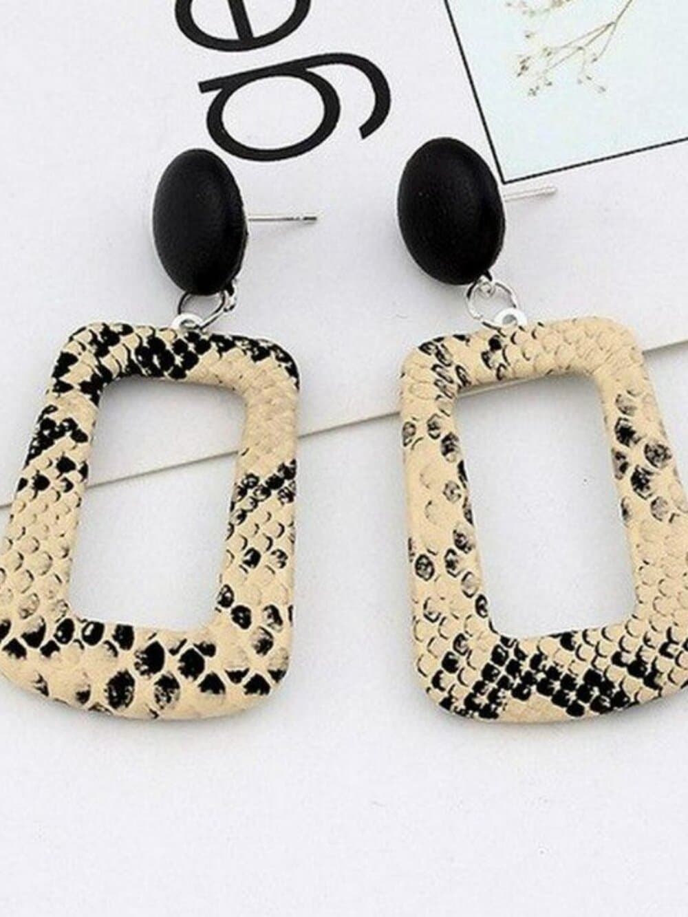 Briella Style Snake Skin Open Square Dangle Earrings Beige Black Gift Packaged - Thumbnail 5