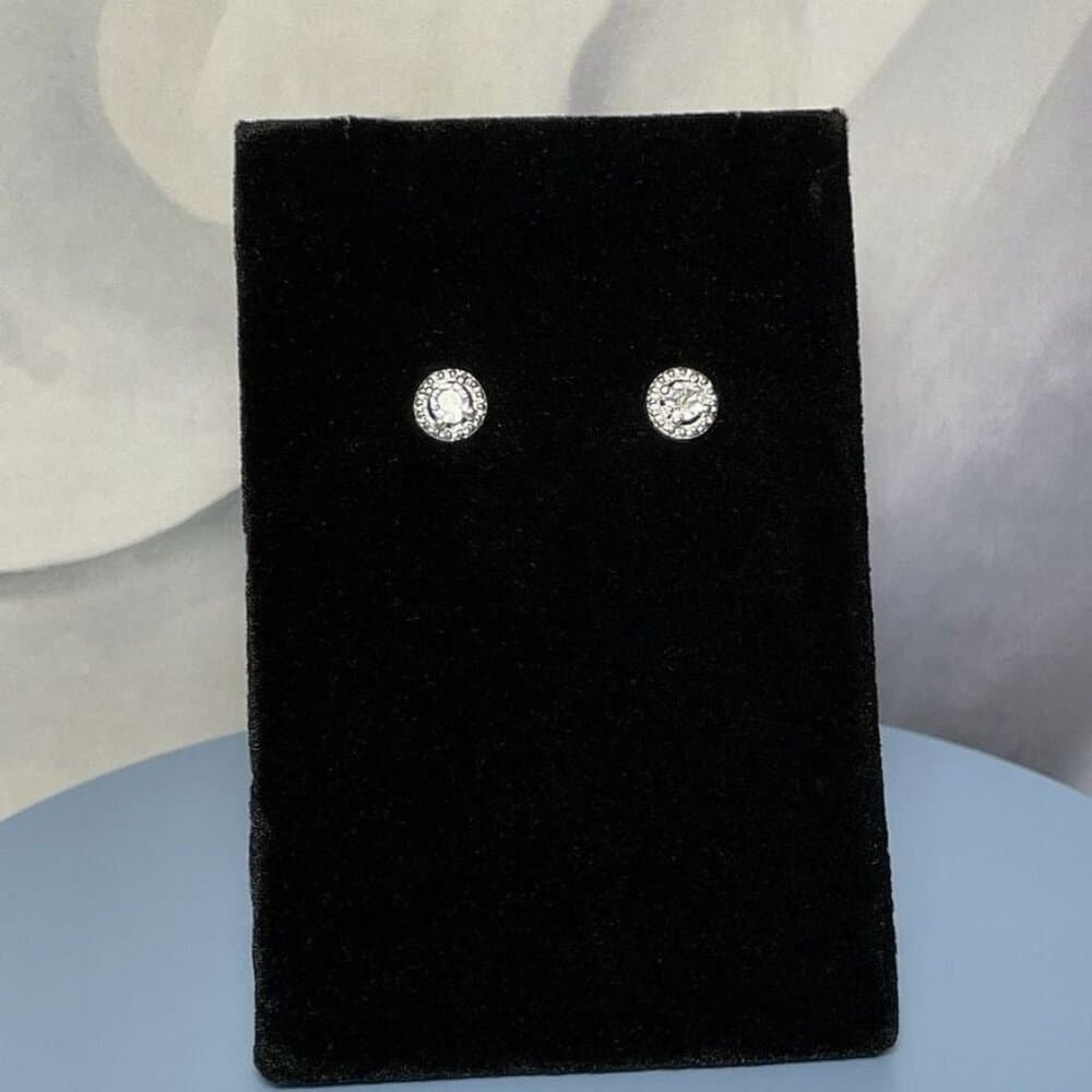 Avianna Halo Round Cubic Zirconia Silver Pendant Necklace and Earrings Gift Set - Thumbnail 3