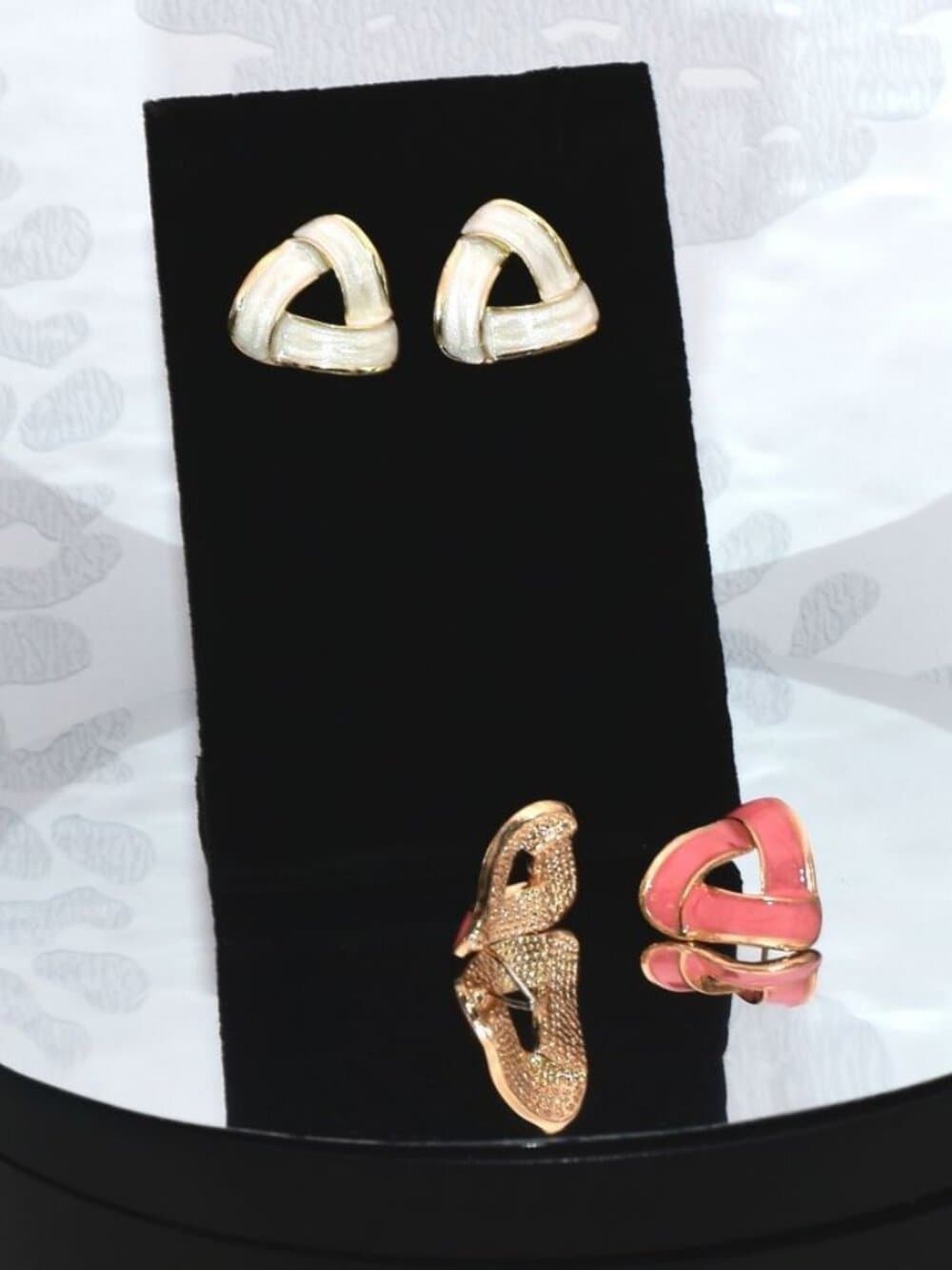 Aspen Artistic Sweet Pink Drip Spun Enamel Open Triangle Earrings Gift Packaged - Thumbnail 3