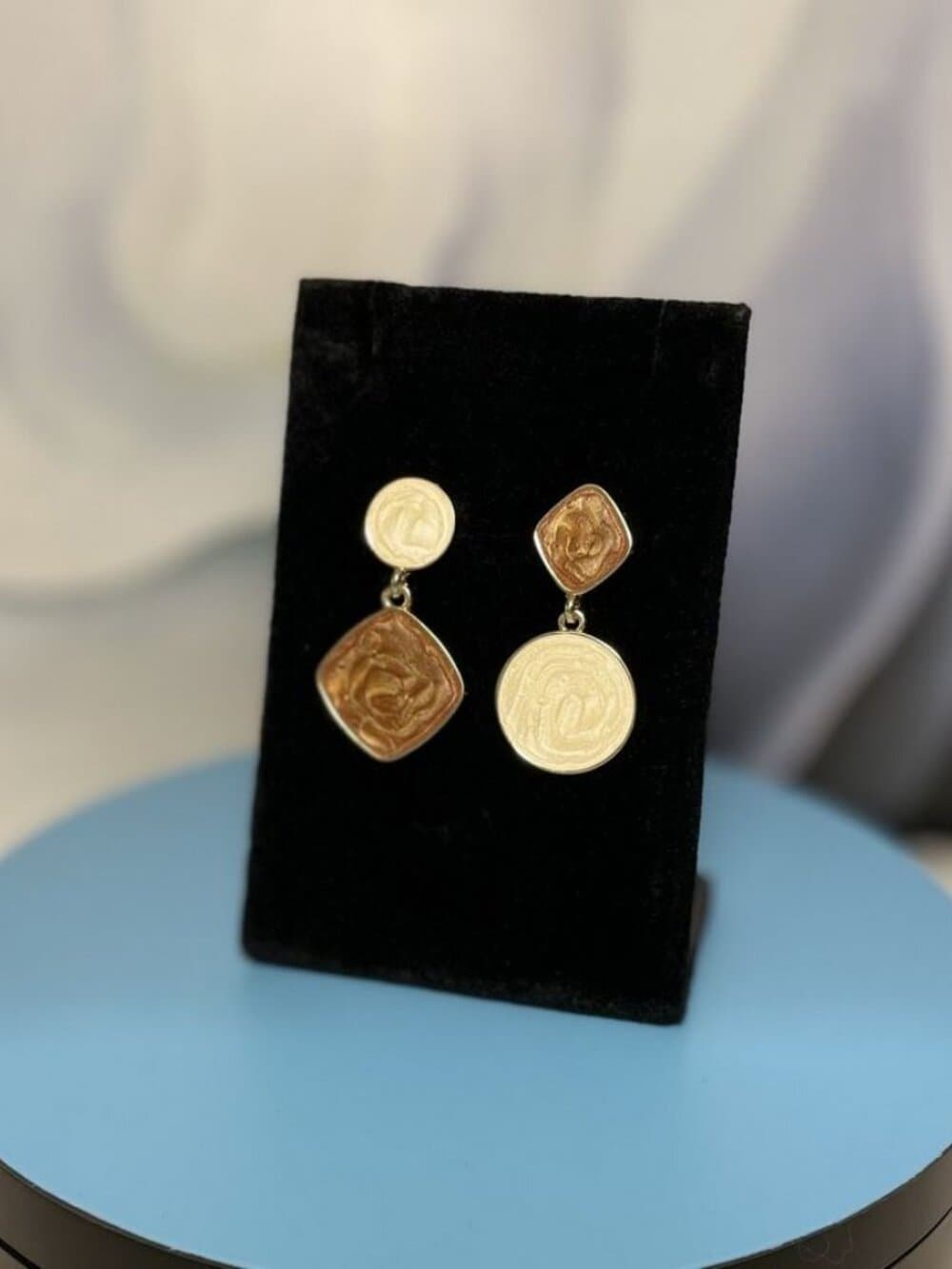 Alina Ellison Enamel Sheen Geo Dangle Earrings Cream Brown Gold Gift Packaged - Thumbnail 3