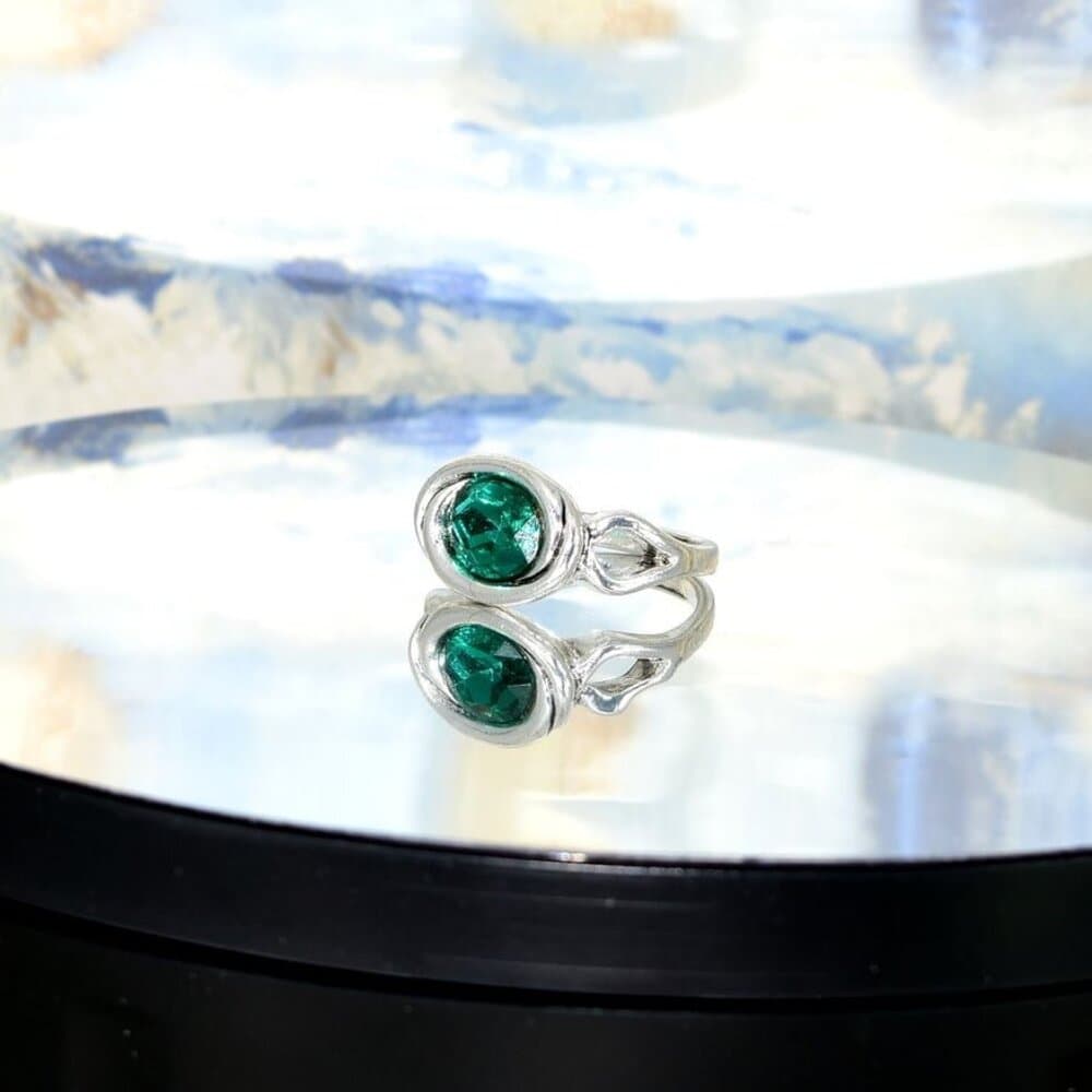 Zalia Oval Modern Silver Ring with Emerald Green Colored Crystal Size 9 Gift Box - Thumbnail 10
