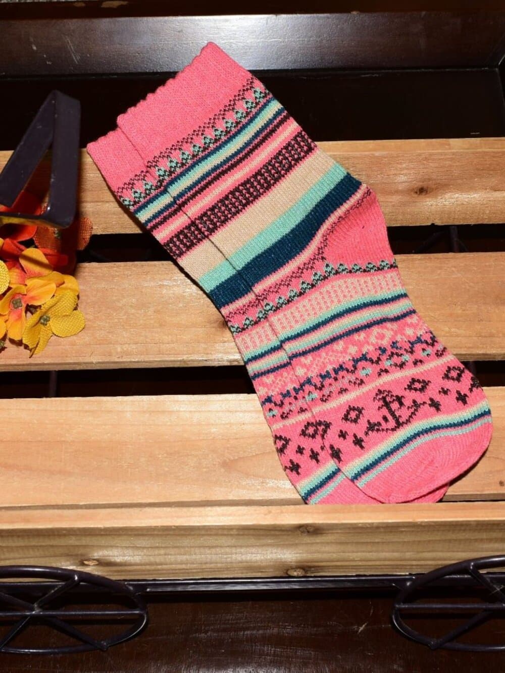 Zoanne Anchor Womens Fair Isle Pattern Socks in Pink Gift Packaged - Thumbnail 5