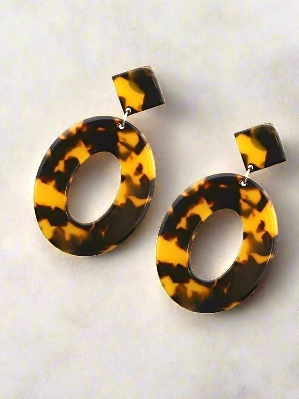 Zinnia Abstracts Geometric Statement Dangle Earrings Open Oval Brown Gold - Thumbnail 3