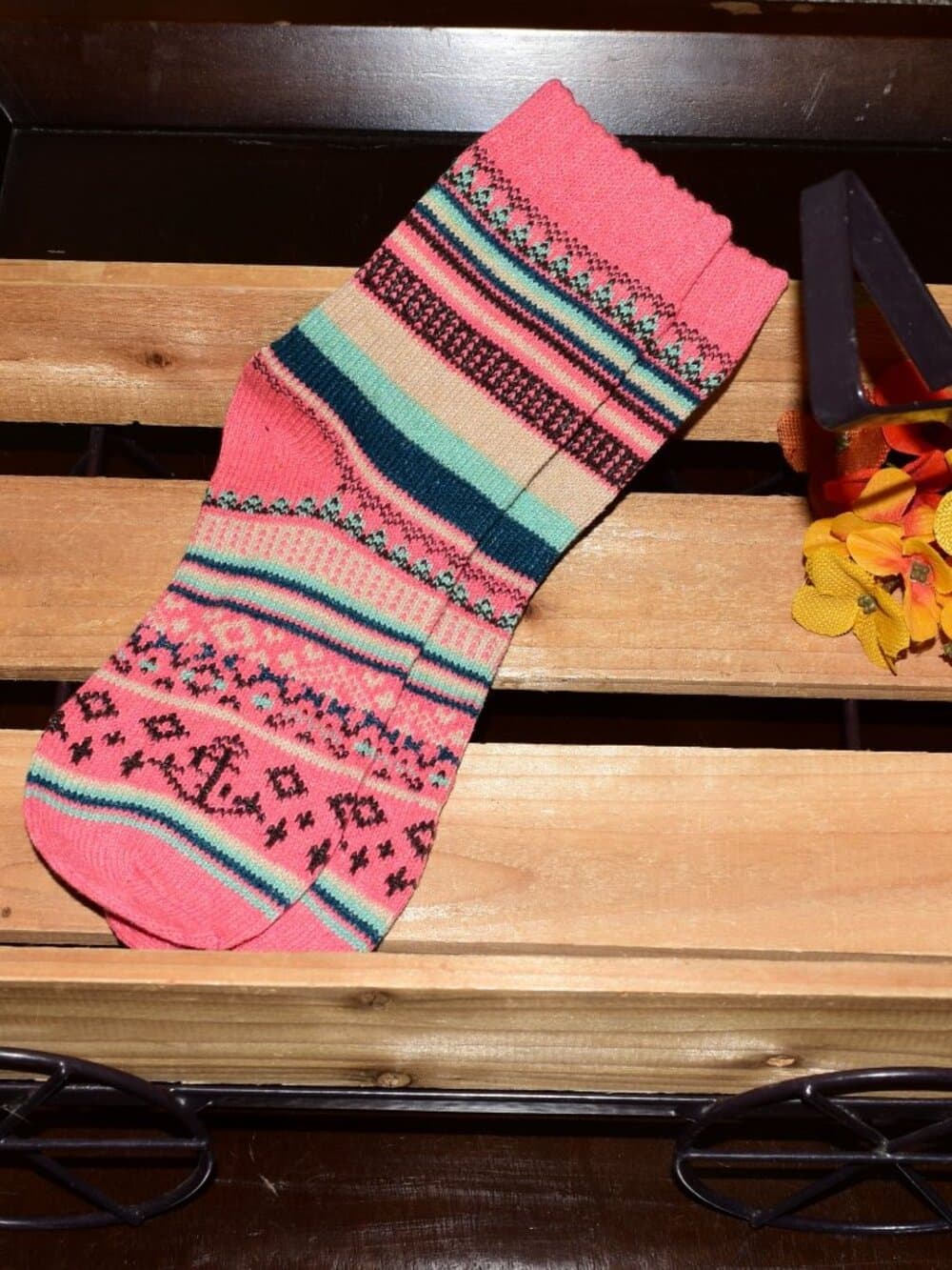 Zoanne Anchor Womens Fair Isle Pattern Socks in Pink Gift Packaged - Thumbnail 3