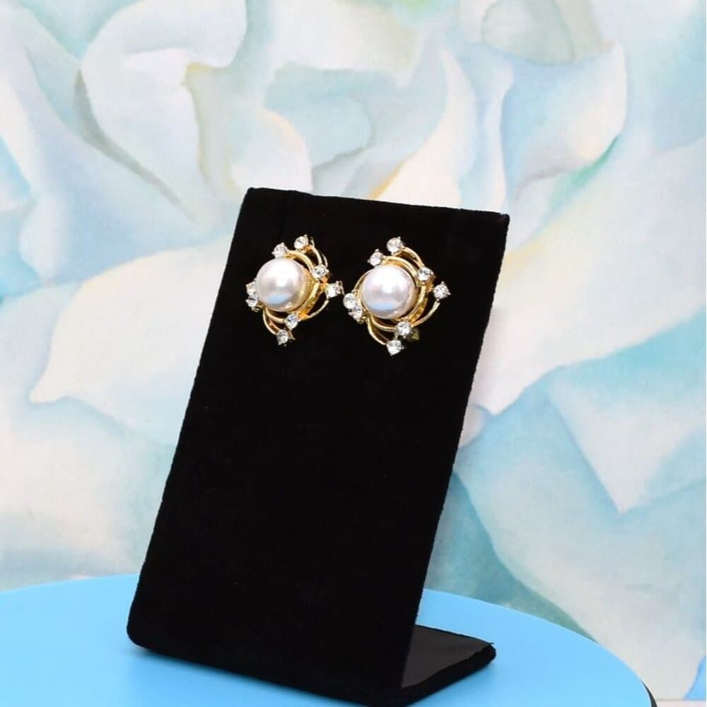 Vienna Swirl Vanilla Cream Pearl Crystal Accent Stud Earrings Gift Packaged - Thumbnail 5