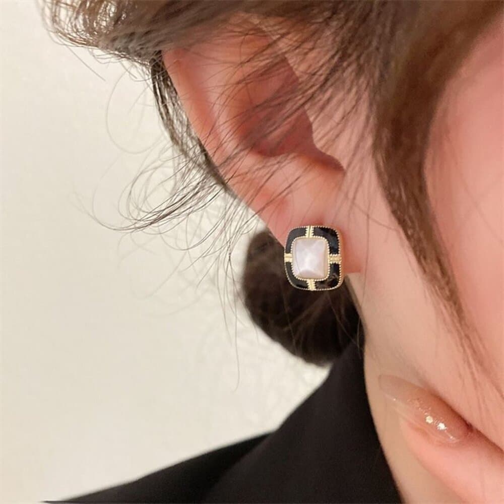 Valeri Ann Elegant Composure Square Stud Earrings Black Cream Gold Gift Packaged - Thumbnail 2
