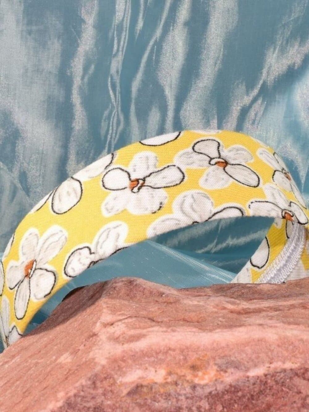 Raelynn Chris Artistic Flowers on Yellow Floral Pattern Headband Gift Packaged - Thumbnail 5