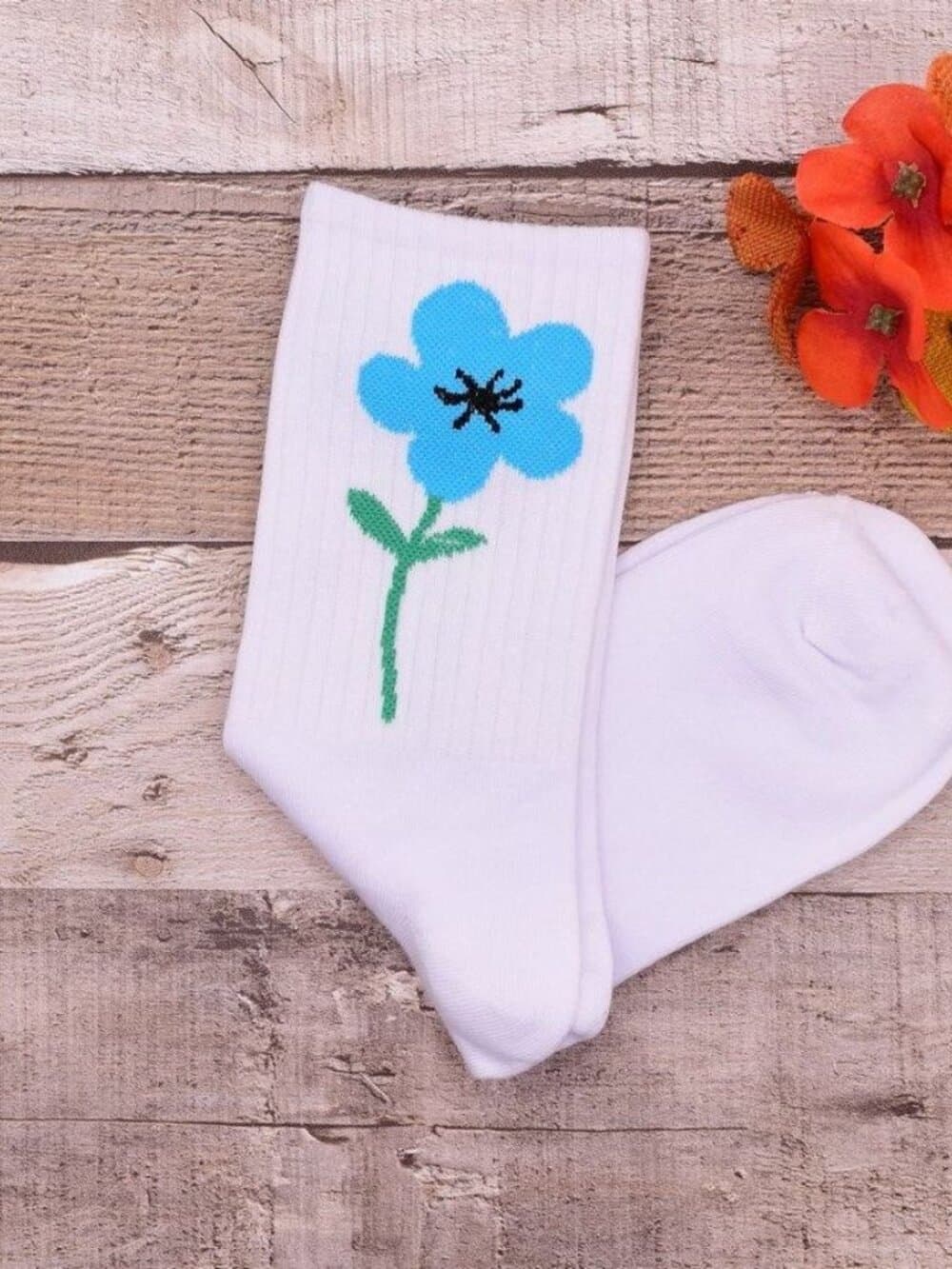 Minimal Garden Womens Flower Socks Blue on White Gift Packaged - Thumbnail 5