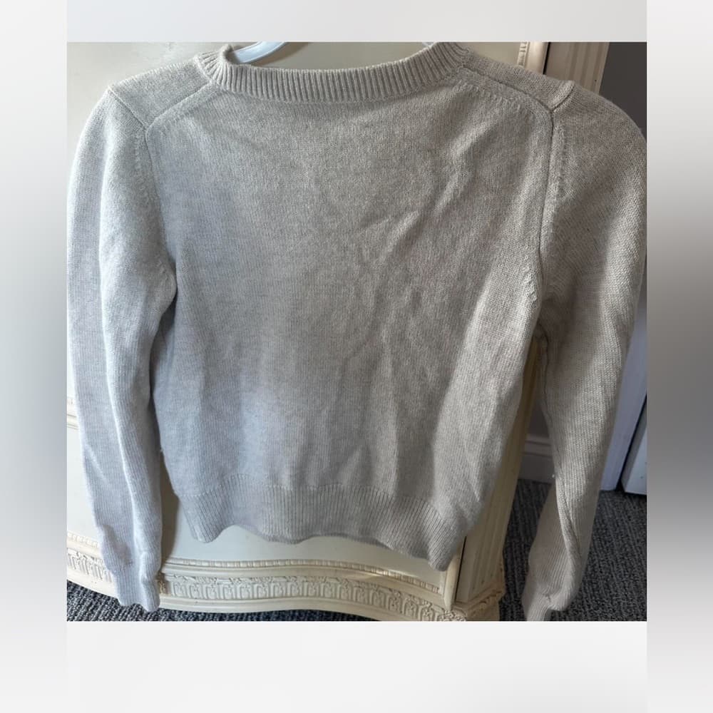 Wilfred Gray V-Neck Sweater Soft Knit Classic - Thumbnail 4