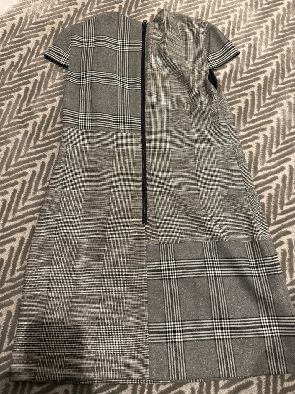 Alice + Olivia Gray Plaid Patchwork Mini Dress - Thumbnail 6