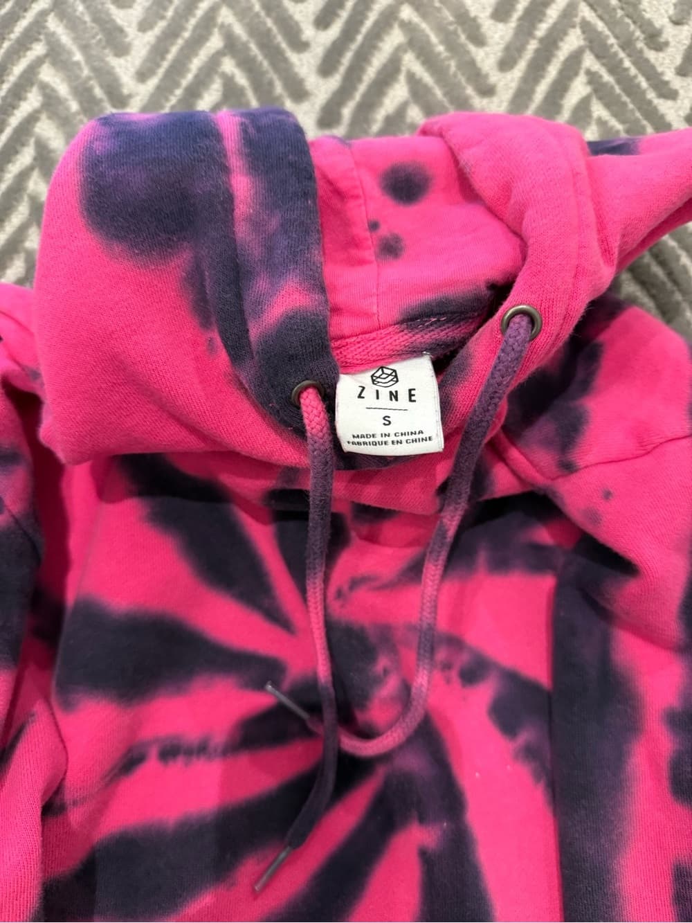 Zine Pink & Black Spiral Tie-Dye Hoodie - Thumbnail 3