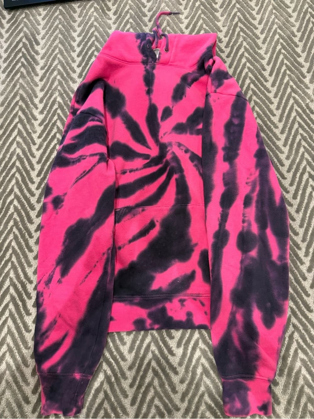 Zine Pink & Black Spiral Tie-Dye Hoodie - Thumbnail 2