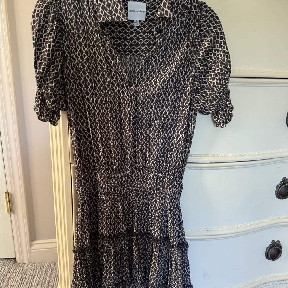 Skylar + Madison Brown and White Ruffled Puff Sleeve Mini Dress - Thumbnail 8