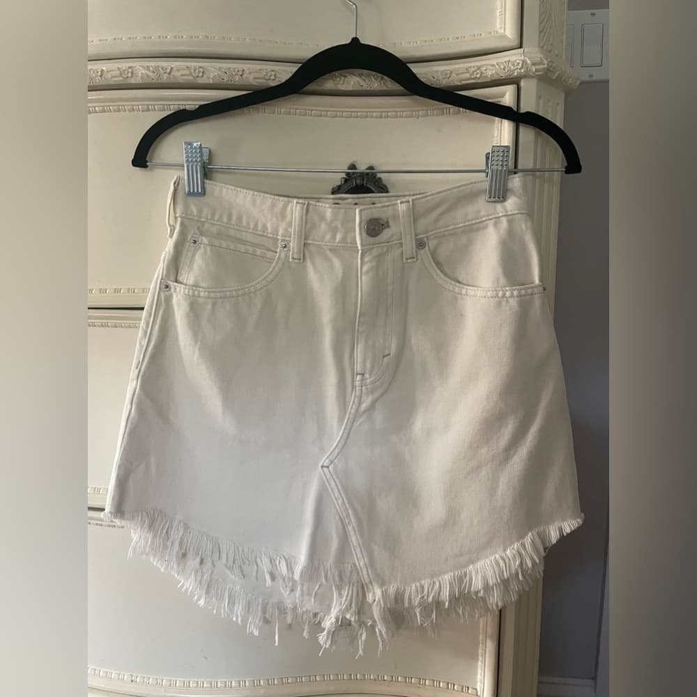 Free People Bailey Fray Hem White Denim Mini Skirt - Thumbnail 4