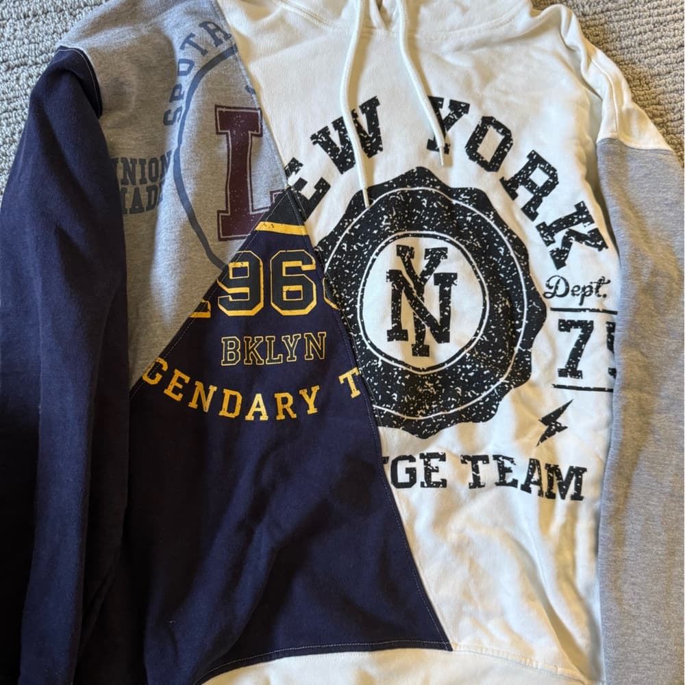 Urban Outfitters Gray and Cream Sweatshirt - Thumbnail 3