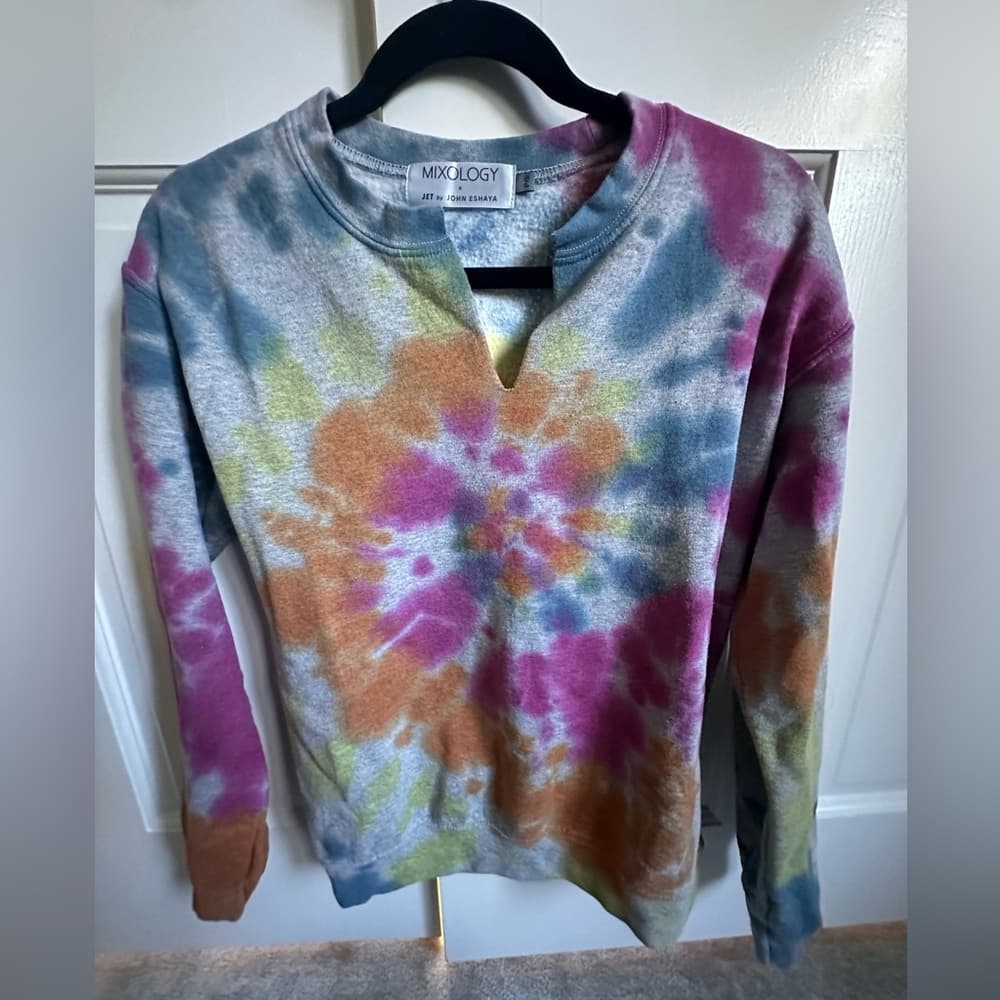 Mixology Tie Dye Notched Neck Crewneck Sweatshirt - Thumbnail 2