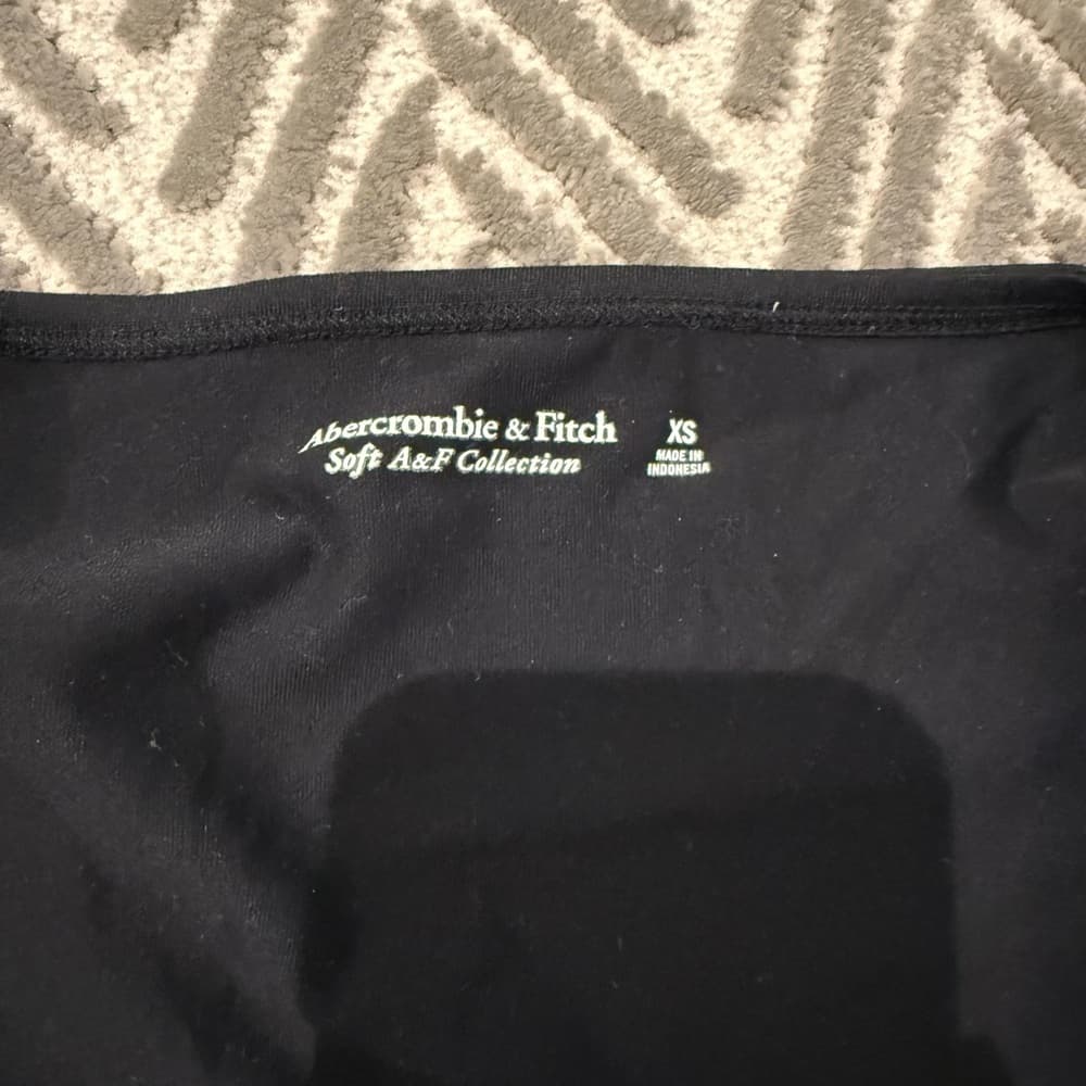 Abercrombie & Fitch Black Long Sleeve Square-Neck Bodysuit - XS - Thumbnail 2