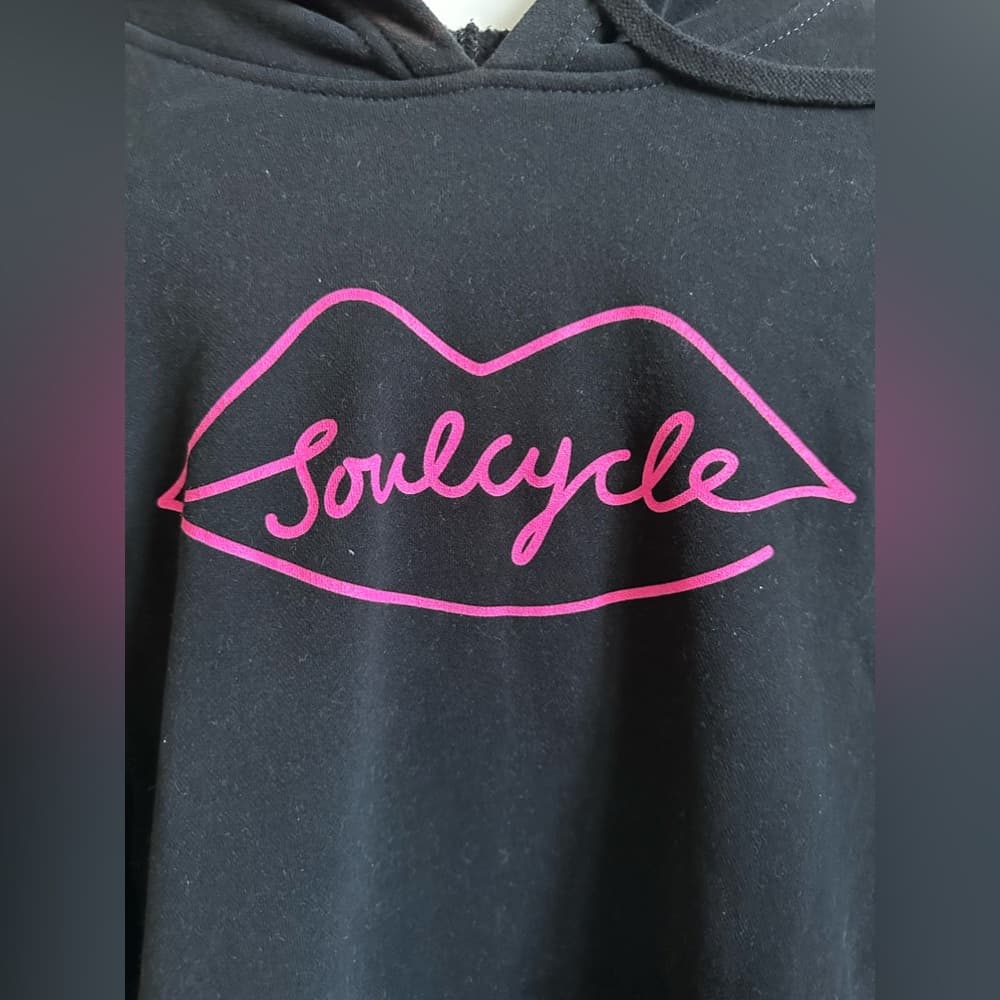 SOUL BY SOULCYCLE Lips Hoodie, Size Small - Thumbnail 3
