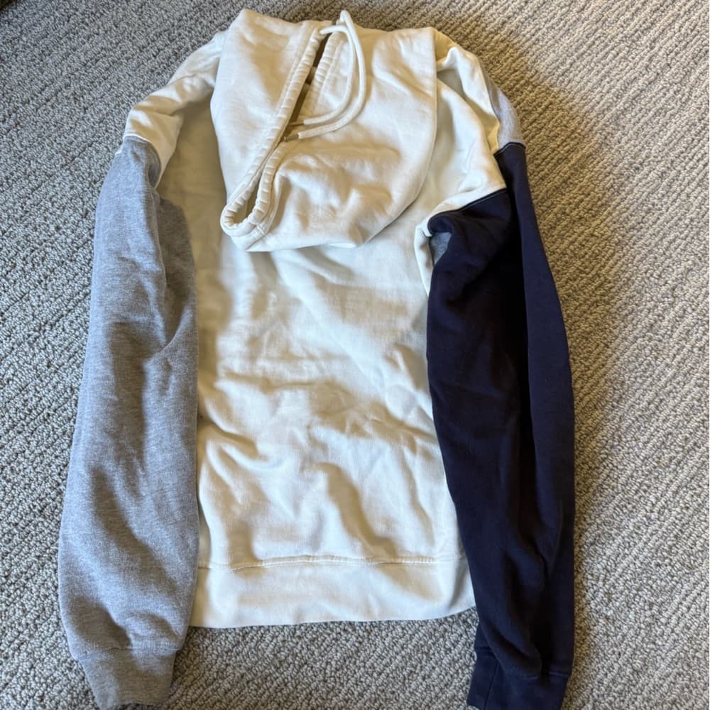 Urban Outfitters Gray and Cream Sweatshirt - Thumbnail 7