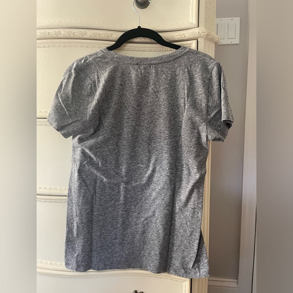 J CREW The Good Life Grey Logo Tshirt - S - Thumbnail 3
