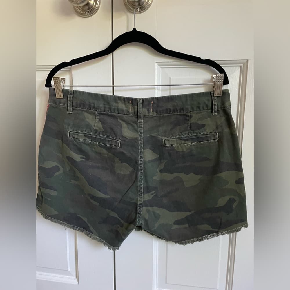 Sundry Camo Shorts - Size 29 - Thumbnail 6