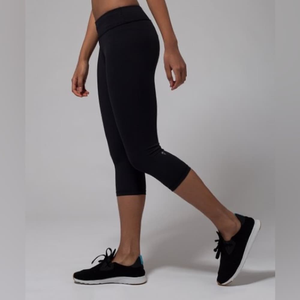 Ivivva Rhythmic Crop Black Leggings Girls 14 - Thumbnail 2