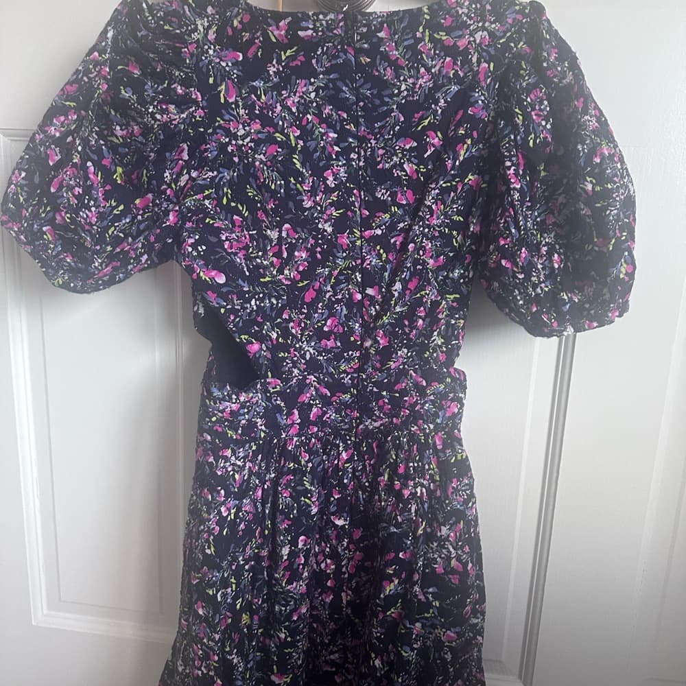 French Connection Purple and Pink Floral Cutout Dress with Puff Sleeves - Thumbnail 4