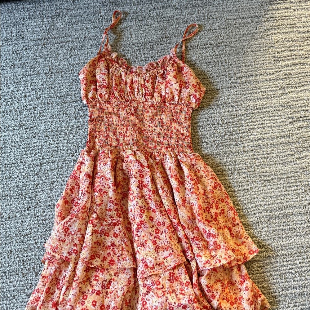Floral Mini Dress in Red and Pink - Thumbnail 2