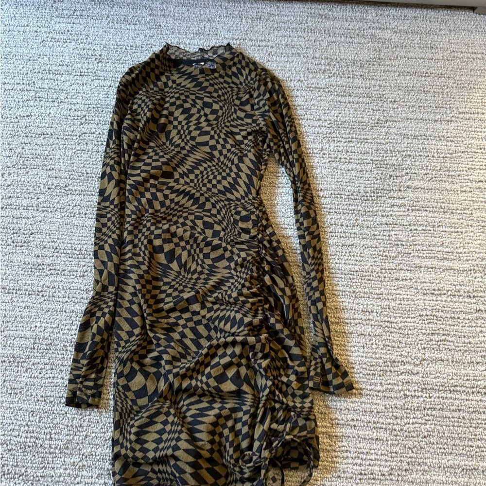 Topshop Black and Green Bodycon Dress with Mandarin Collar - Thumbnail 2