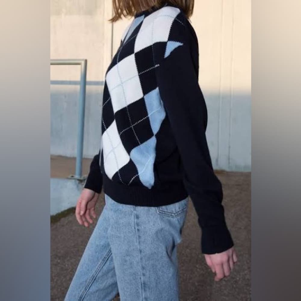 Brandy Melville Black and Blue Argyle Crewneck Sweater - Thumbnail 4