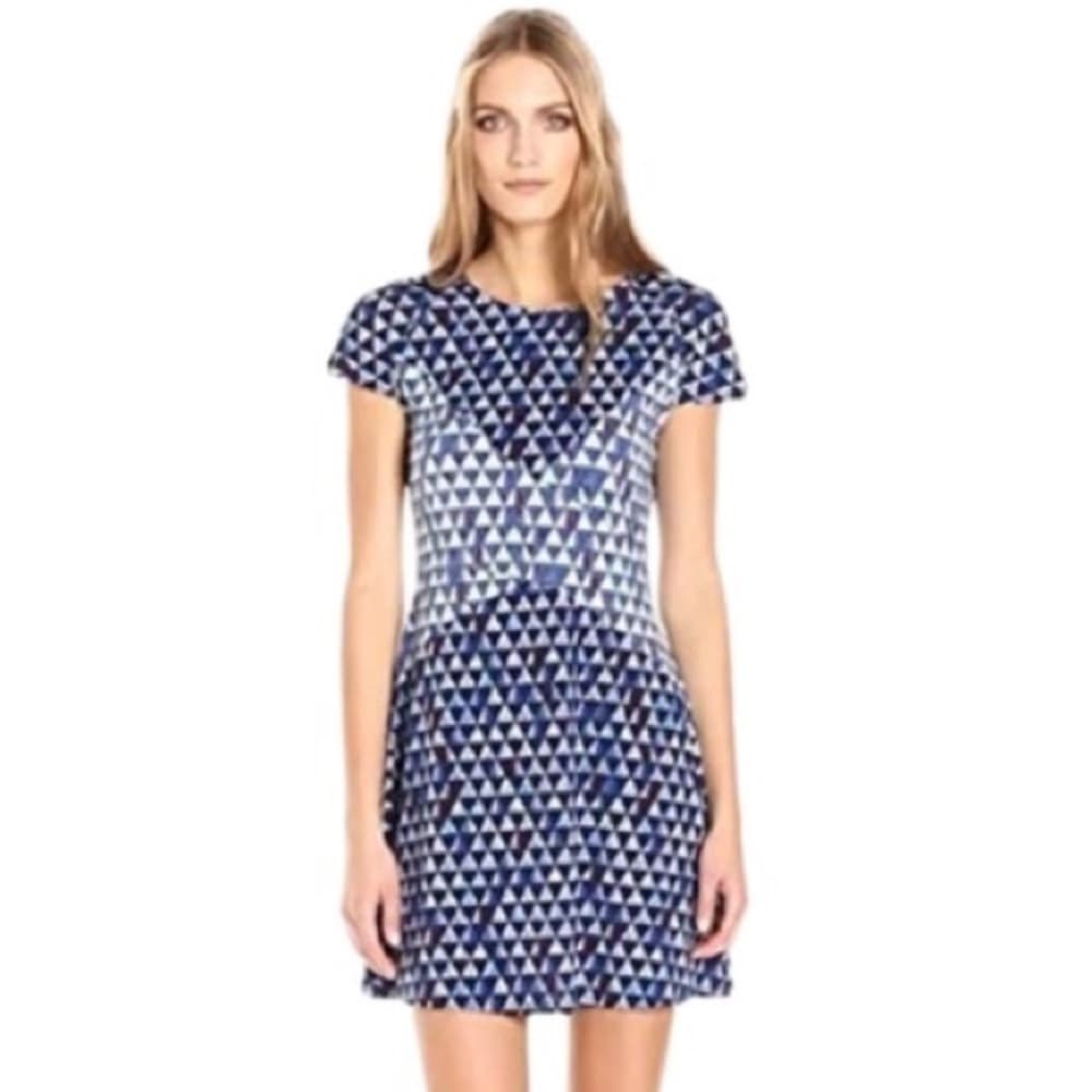 BCBG Max Azria Chelsey Mosaic Blue Triangle Dress - Thumbnail 5