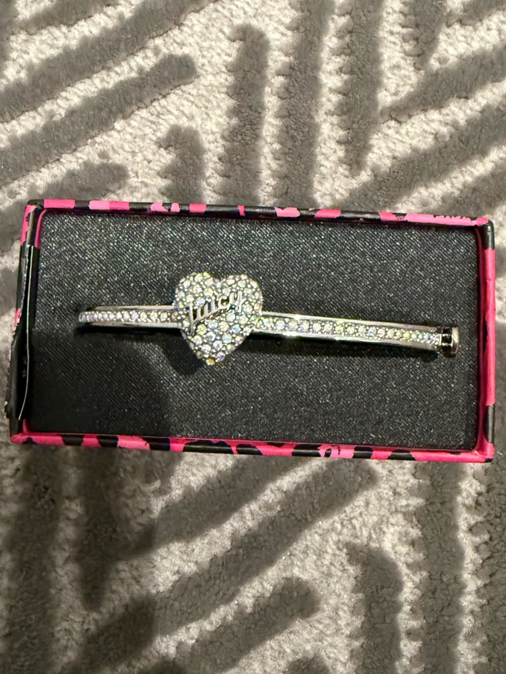 Juicy Couture AB pave crystal heart hinged bangle bracelet - Silver - Thumbnail 2
