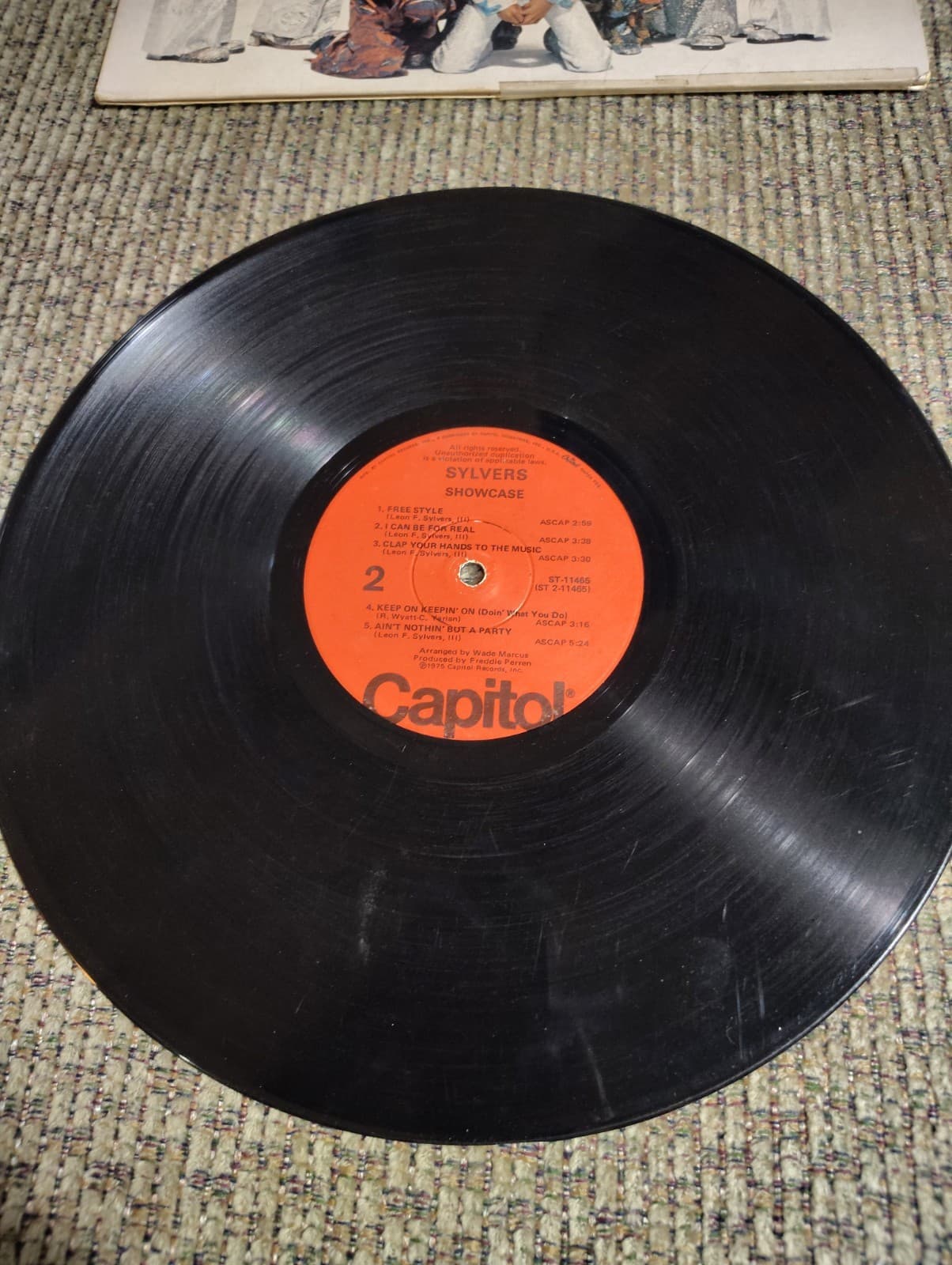 The Sylvers- SHOWCASE Vinyl Records ST-11465 1976 VG+/VG+ - Thumbnail 3