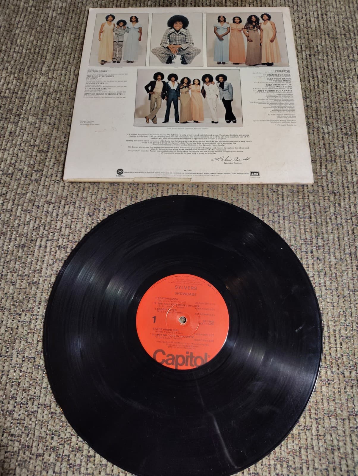 The Sylvers- SHOWCASE Vinyl Records ST-11465 1976 VG+/VG+ - Thumbnail 4