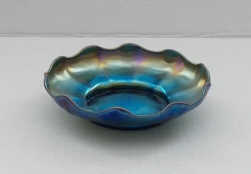 Striped Glass Bowl with Wavy Rim - Thumbnail 12