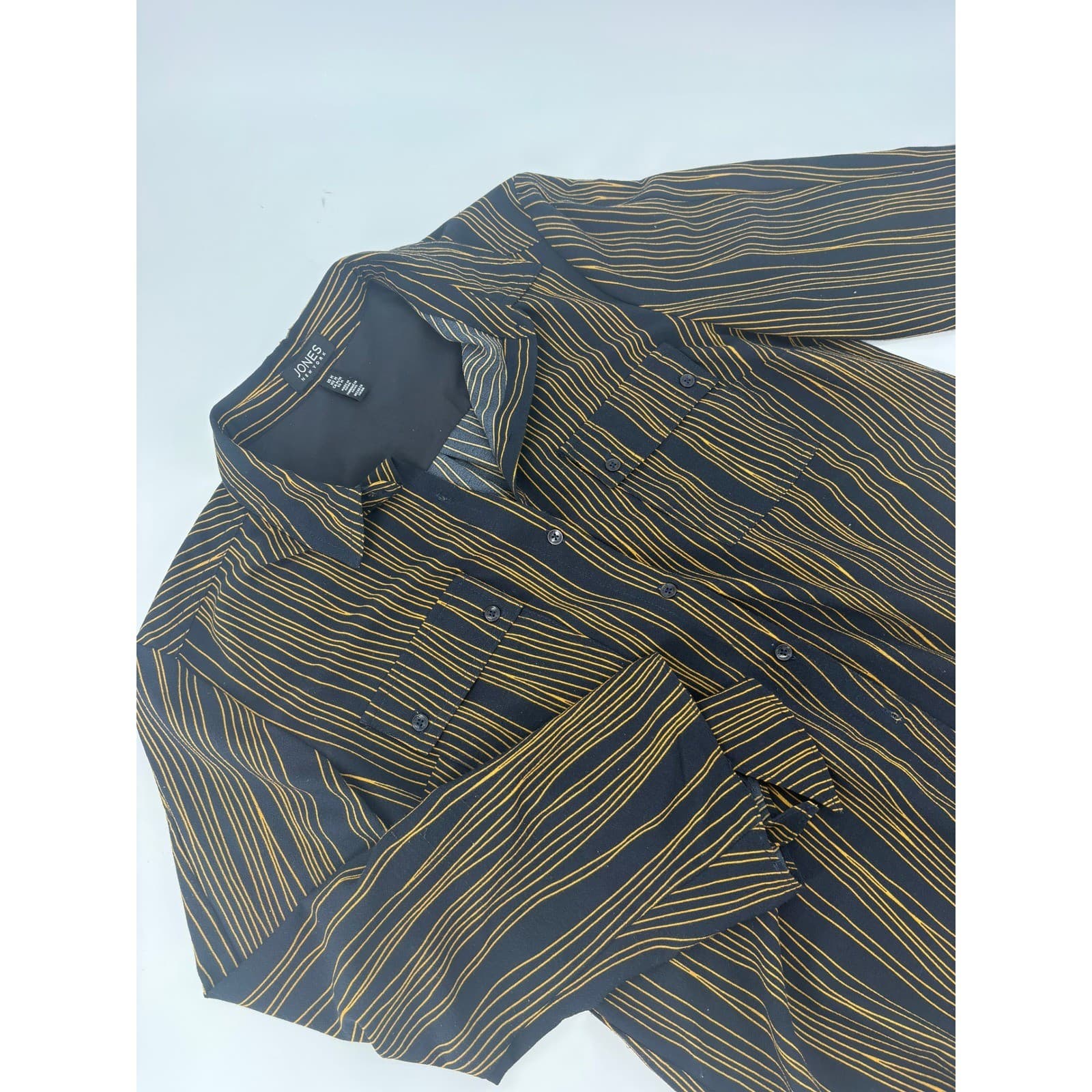 Jones New York Blouse Womens Medium Shirt Black Gold Striped Button Down 6099