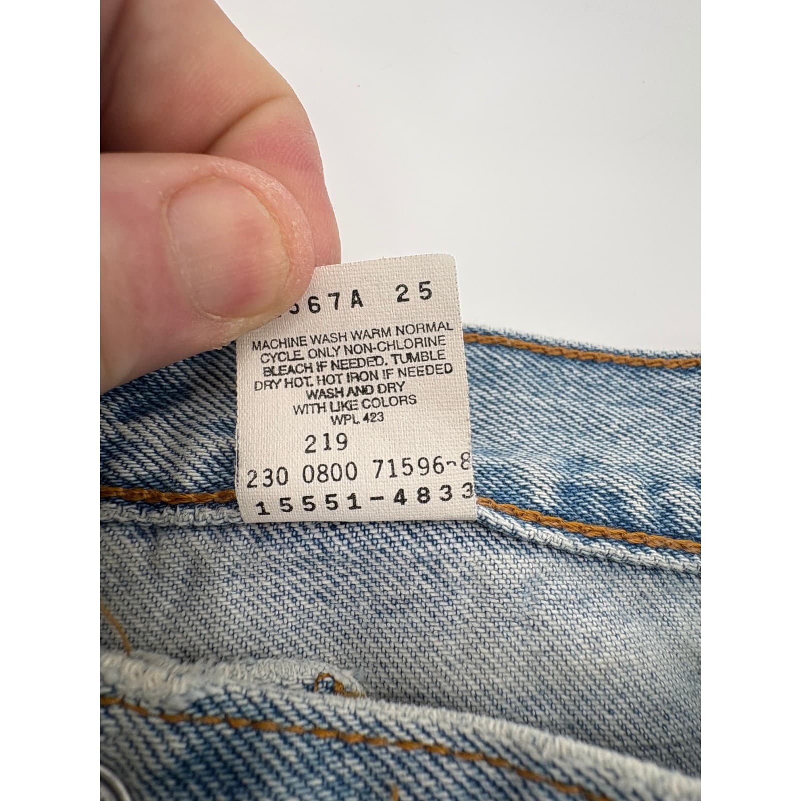 Levis 550 Relaxed Fit Tapered Leg Jeans Light Wash 16 REG S Blue women's Vintage - Thumbnail 2