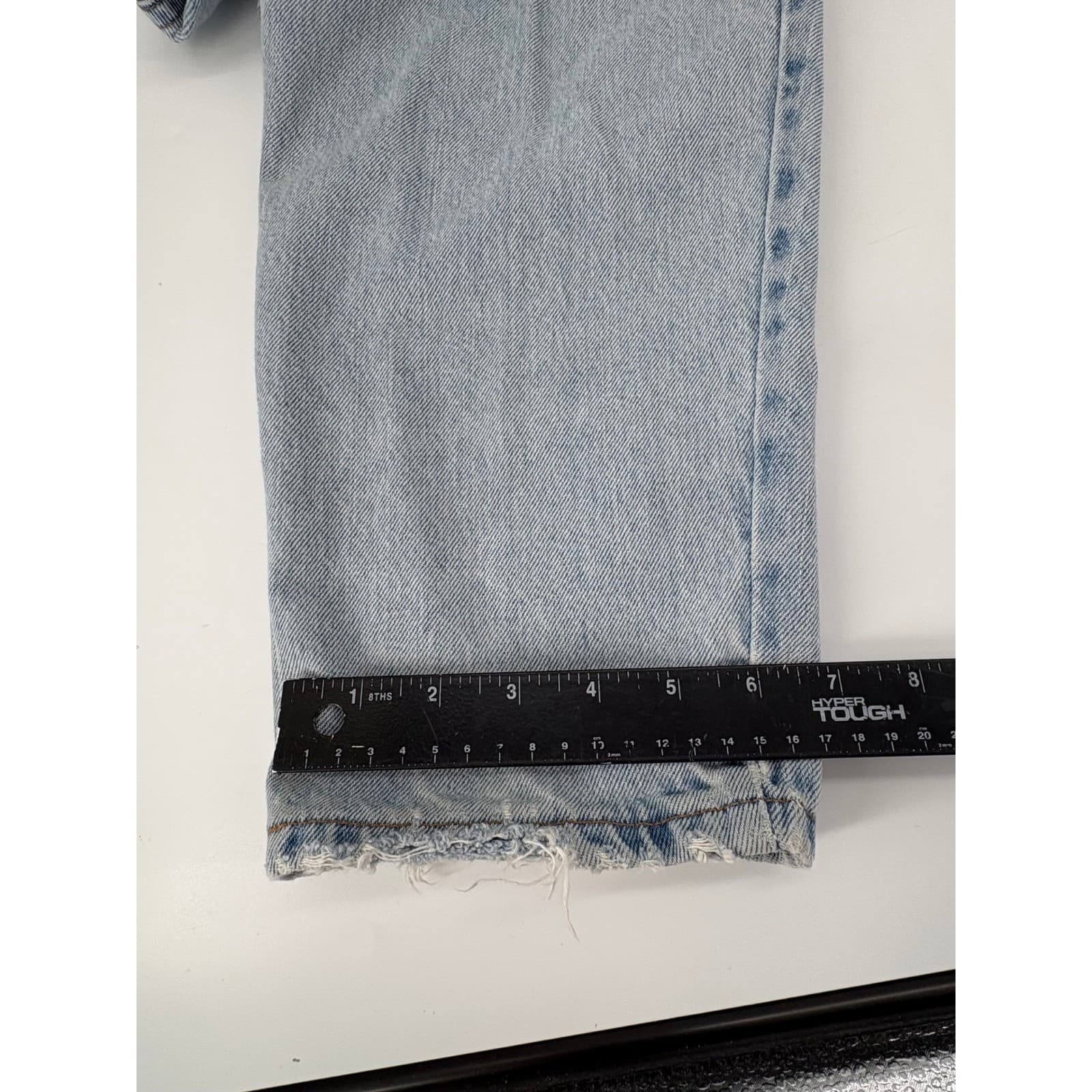 Levis 550 Relaxed Fit Tapered Leg Jeans Light Wash 16 REG S Blue women's Vintage - Thumbnail 8