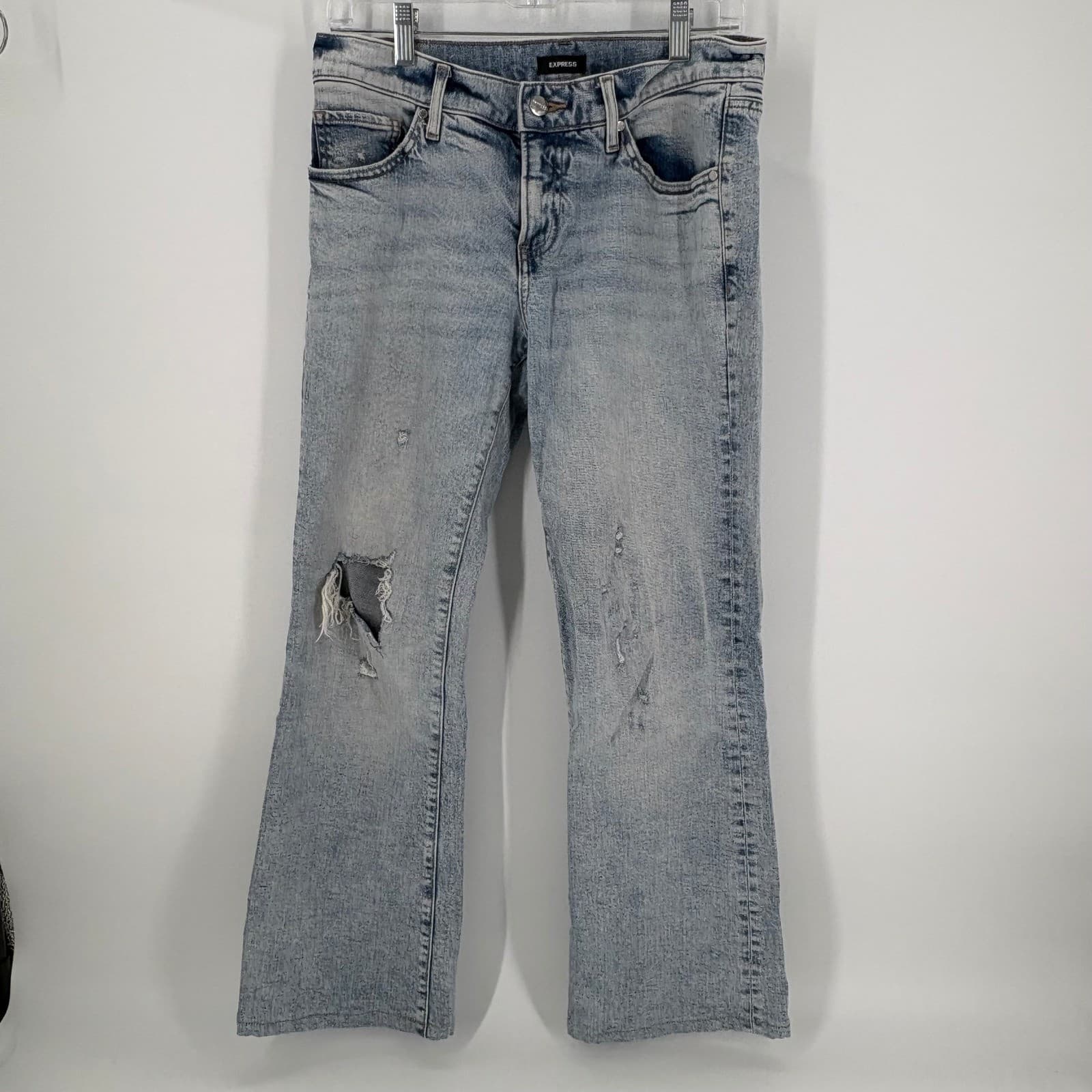 Express Women's Boot Low Rise Jeans Light Wash Distressed Size 6R - Thumbnail 7
